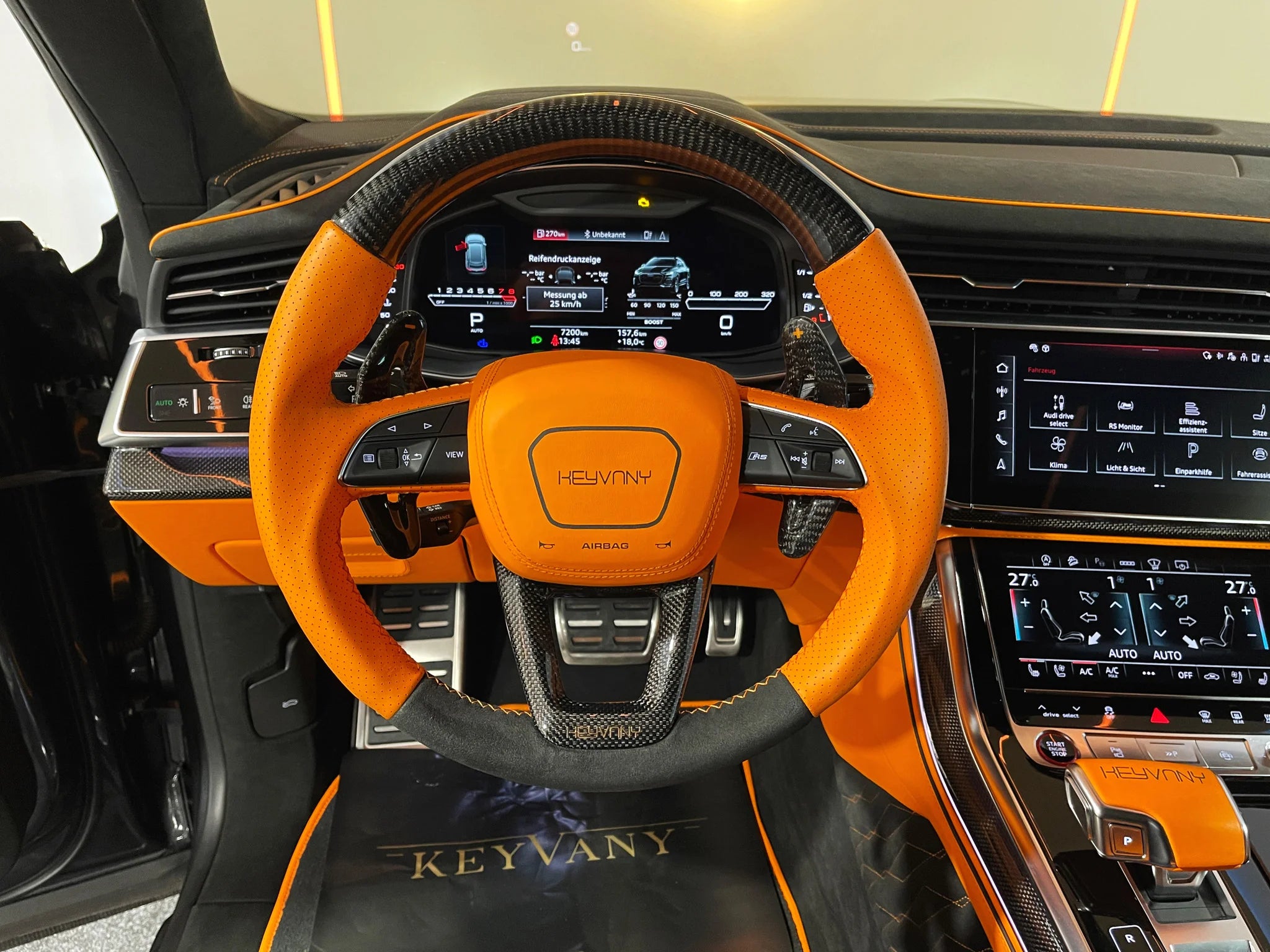 KEYVANY Audi RSQ8