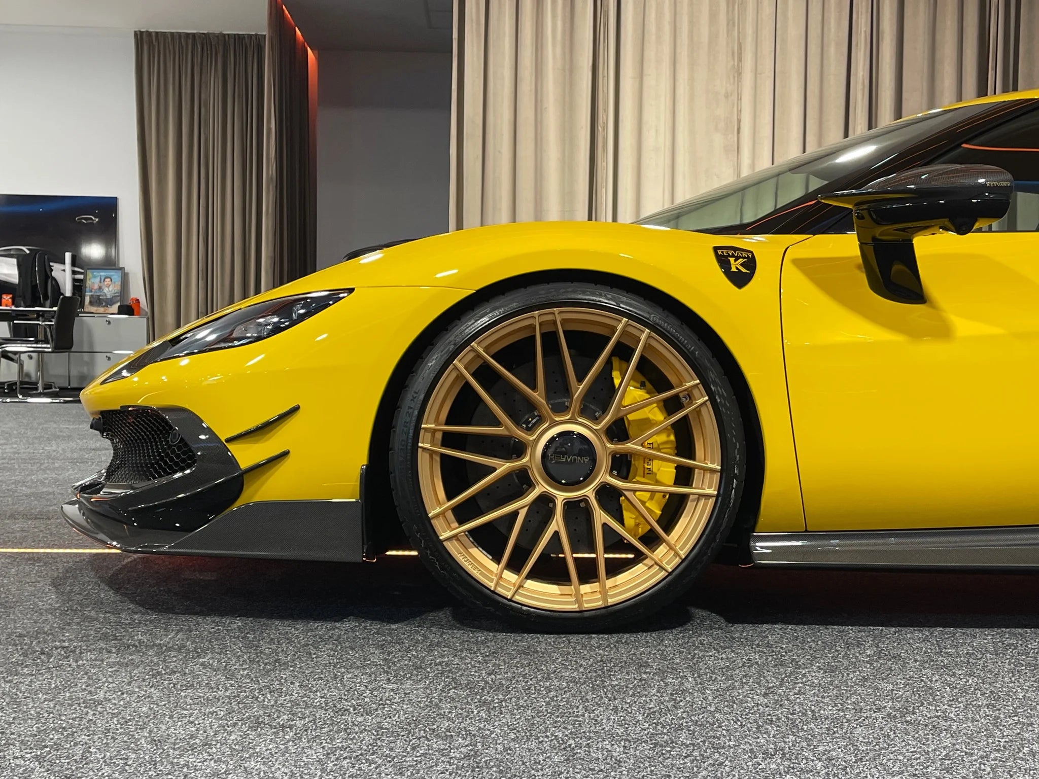 KEYVANY Ferrari 296 GTB