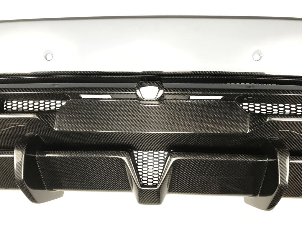 KP Lamborghini Huracan Pre Preg Carbon Fibre Performance Bodykit