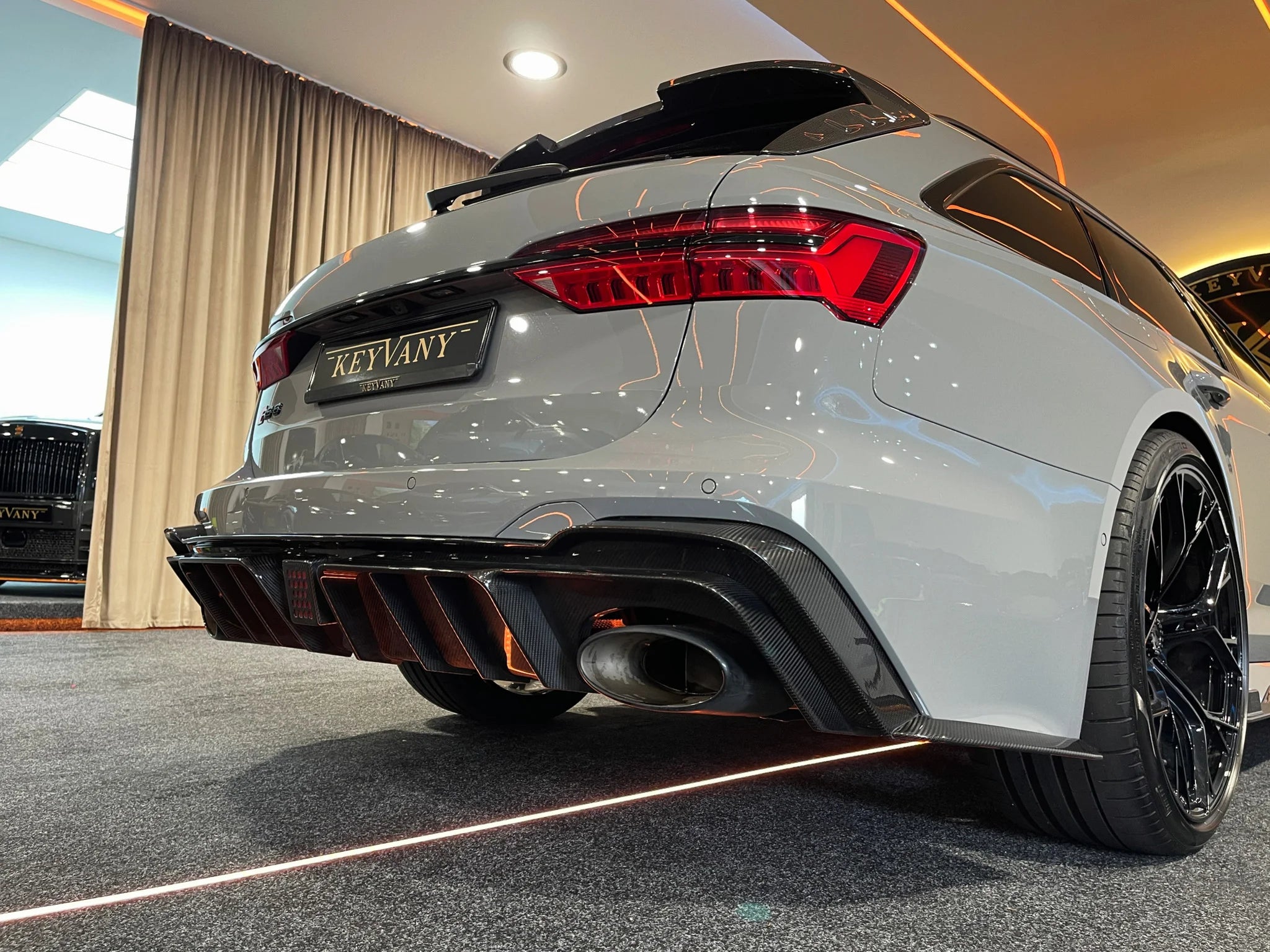 KEYVANY Audi RS6 Rear Diffuser (C8)