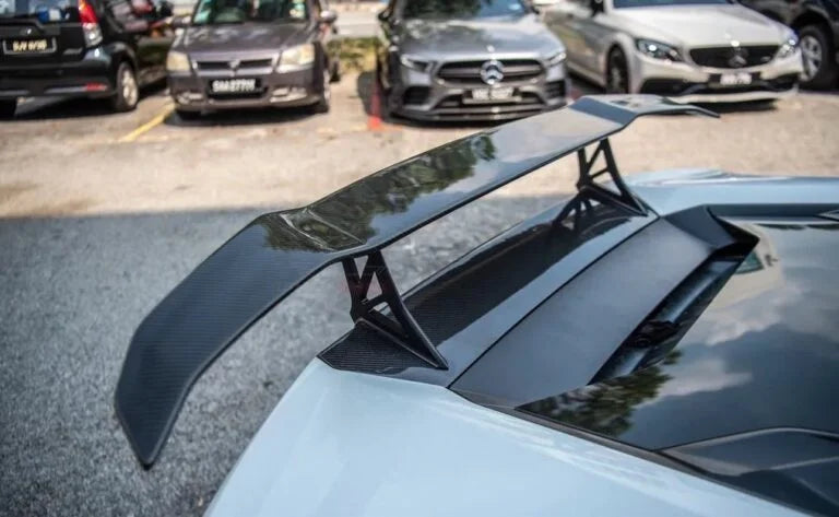 KP Lamborghini Huracan Pre Preg Carbon Fibre V Style Rear Spoiler