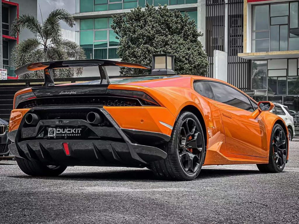 KP Lamborghini Huracan Pre Preg Carbon Fibre Performante Conversion