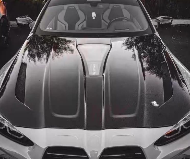 KP BMW M3/M4 PRE PREG DRY CARBON FIBRE HOOD/BONNET WITH GLASS ENGINE BAY (G80/G81/G82/G83)