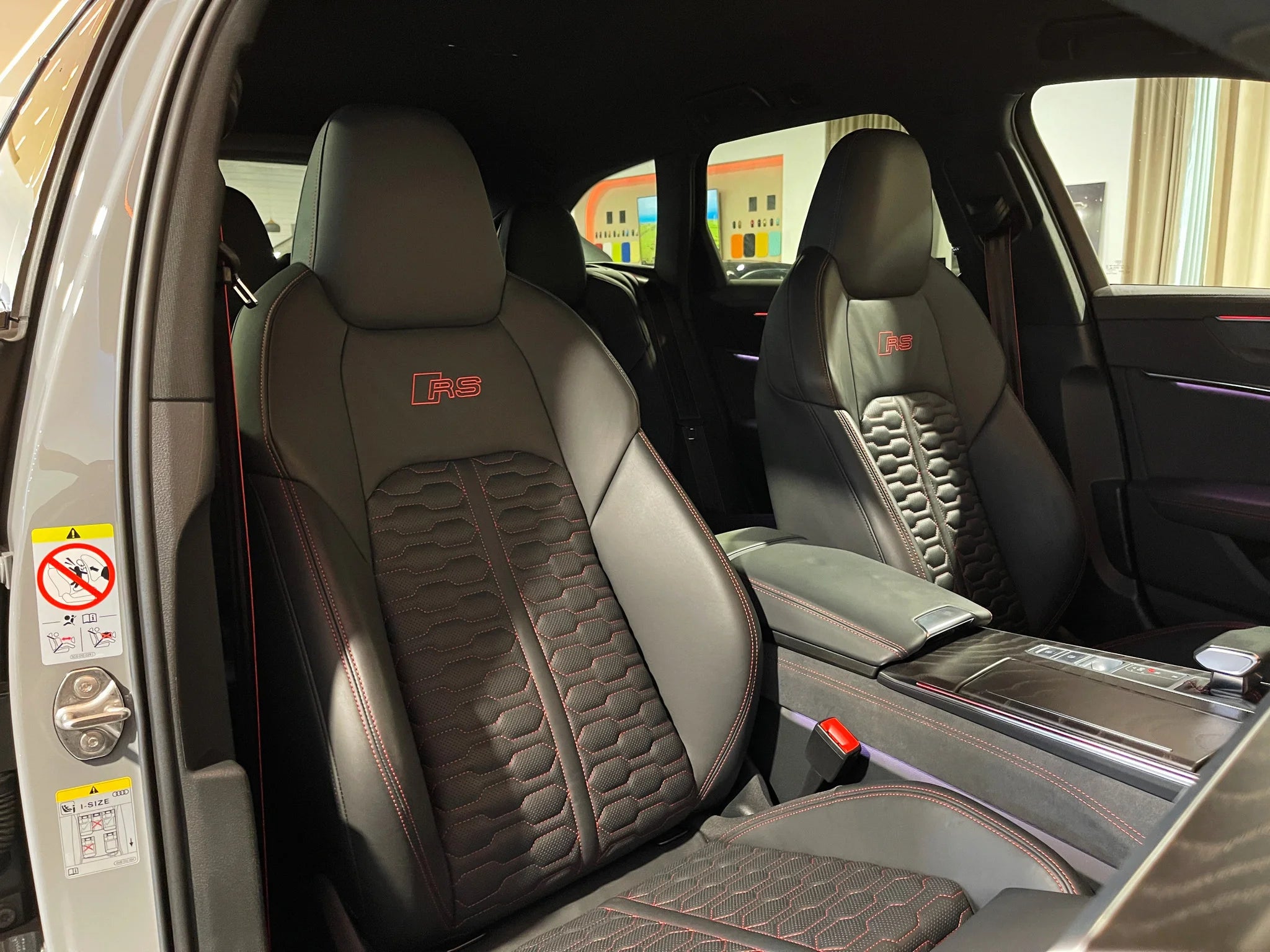 KEYVANY Audi RS6 (C8)