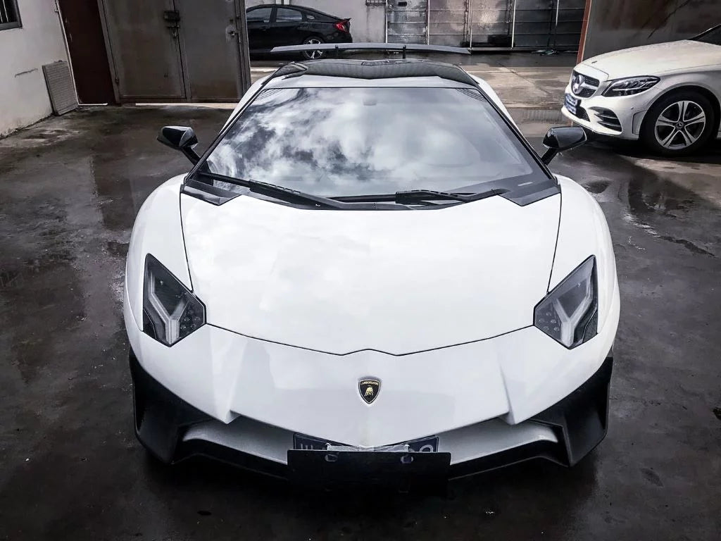 KP Lamborghini Aventador Pre Preg Carbon Fibre SV Bodykit