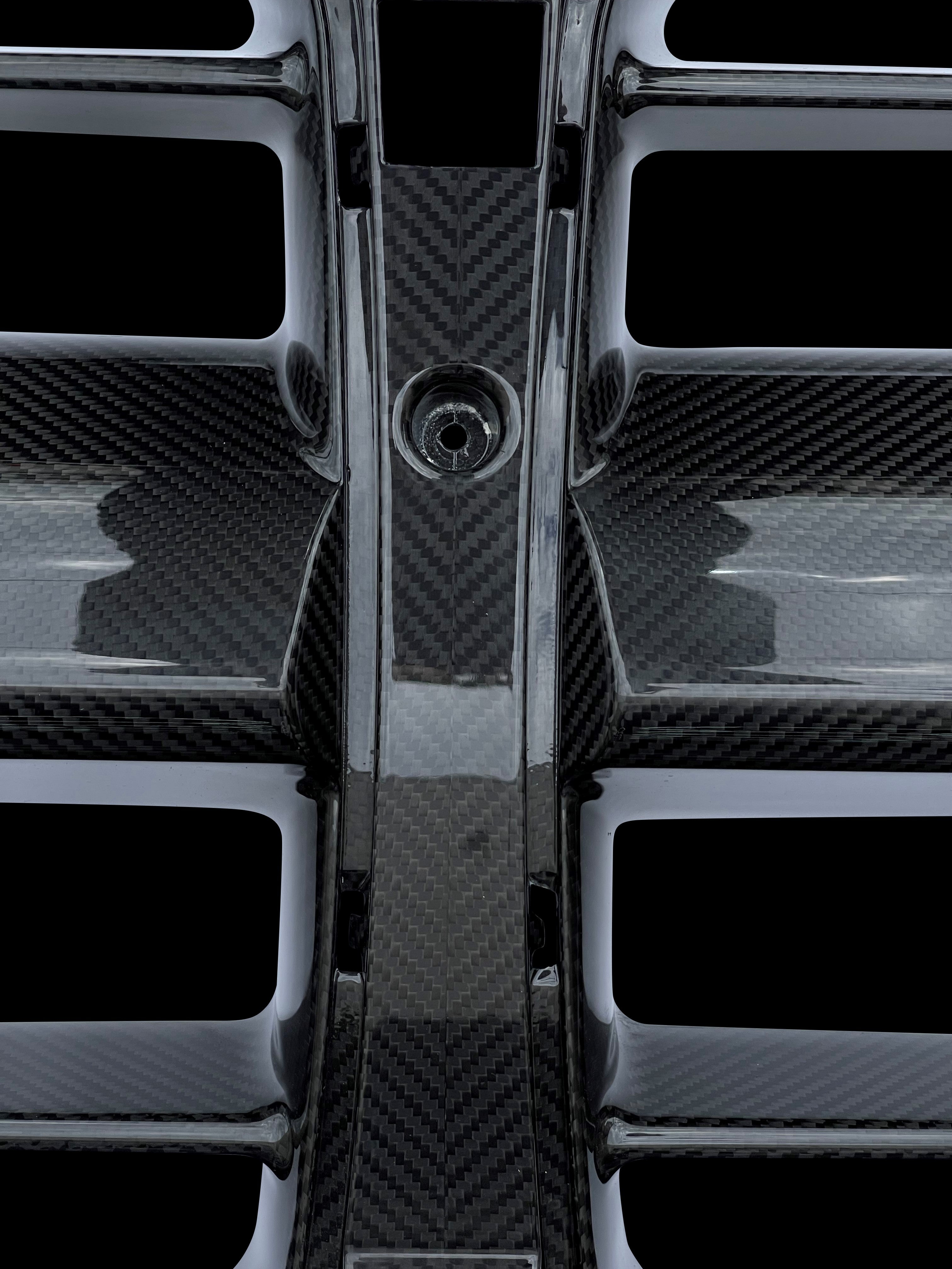 presale-bmw-m3-m4-g80-g82-g8x-carbon-fiber-gt3-grills