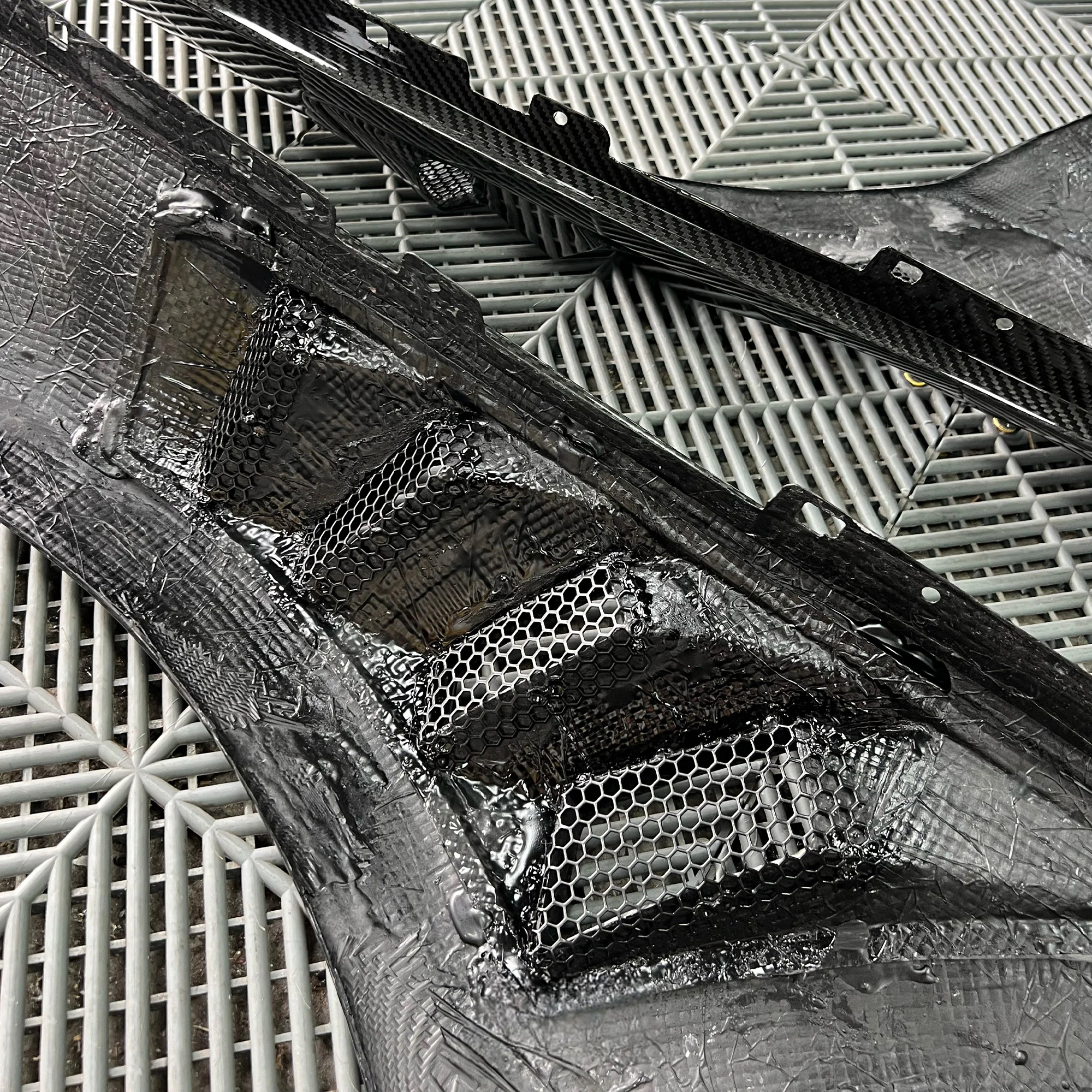 KP BMW M2 G87 PRE PREG DRY CARBON FIBRE FENDERS