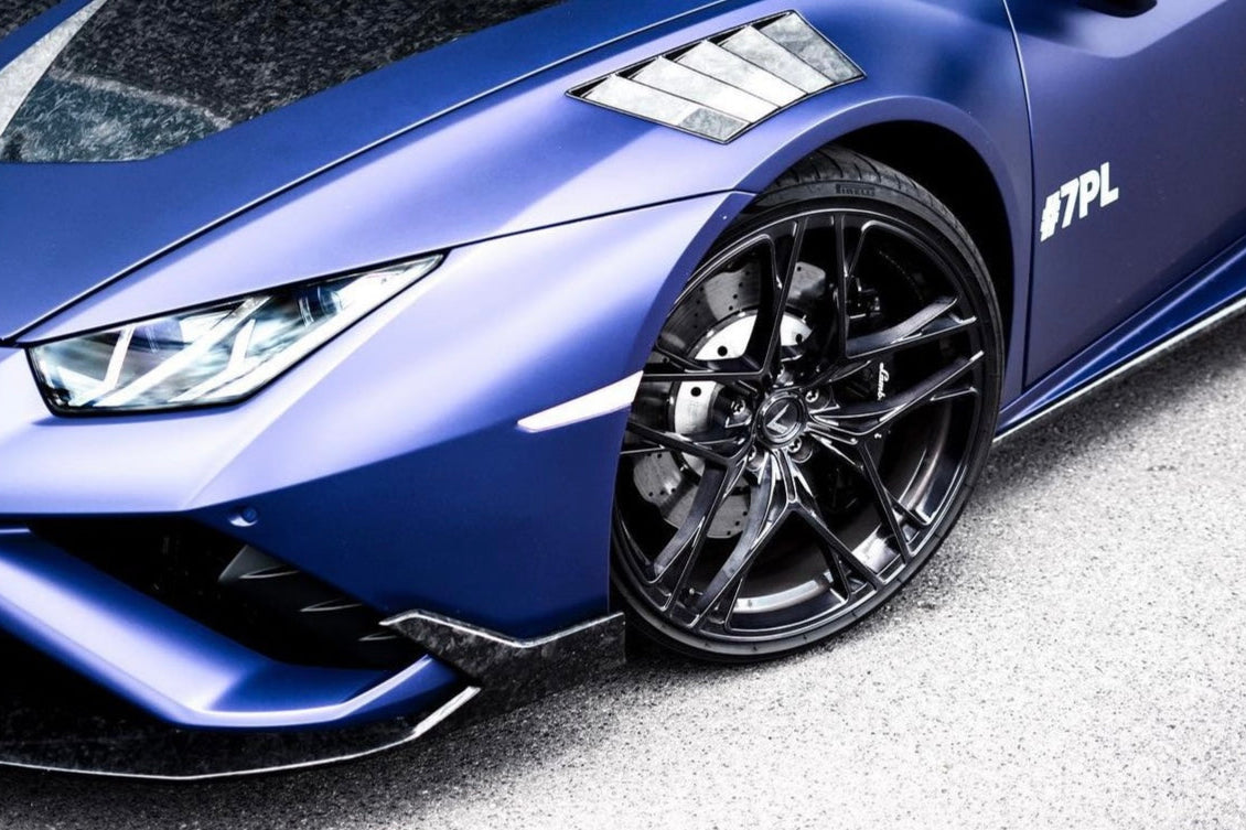 1016 INDUSTRIES LAMBORGHINI HURACAN LP610 V2 Carbon Fibre Fender Set