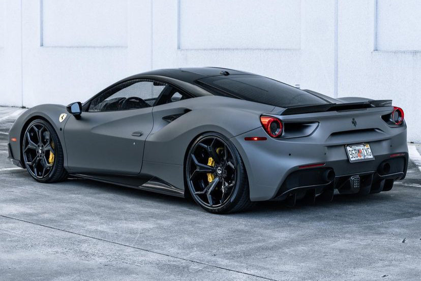 1016 INDUSTRIES FERRARI 488 Carbon Fibre Rear Upper Diffuser