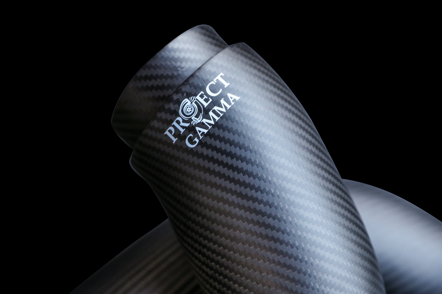 2-bmw-m8-m5-f90-f91-f92-f93-carbon-fiber-intakes-and-filters