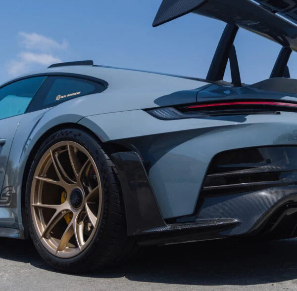 9Design Porsche 992 GT3 RS Rear Diffuser Under Tray