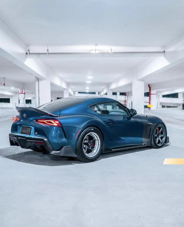 Toyota Supra A90 V-Style Spoiler