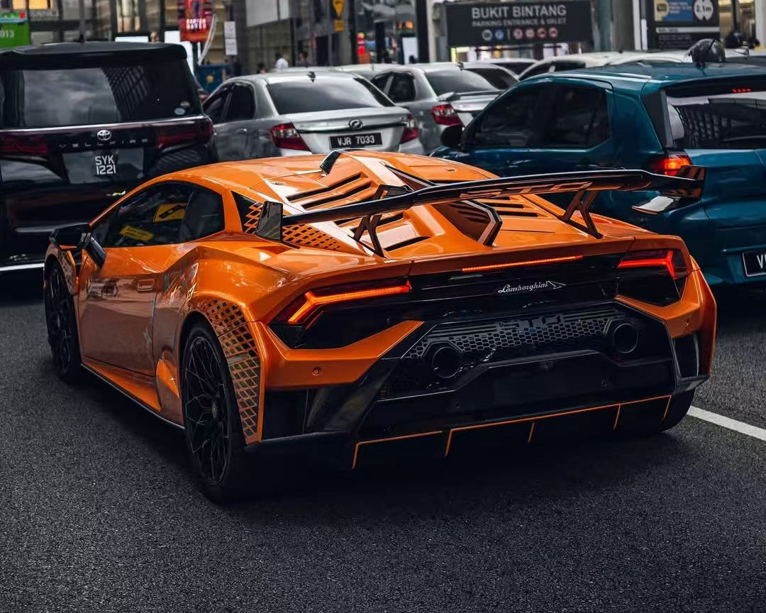 KP Lamborghini Huracan Pre Preg Carbon Fibre STO Conversion