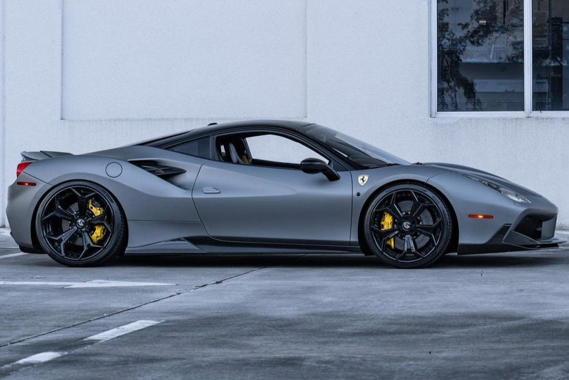 1016 INDUSTRIES FERRARI 488 Carbon Fibre Front Lip