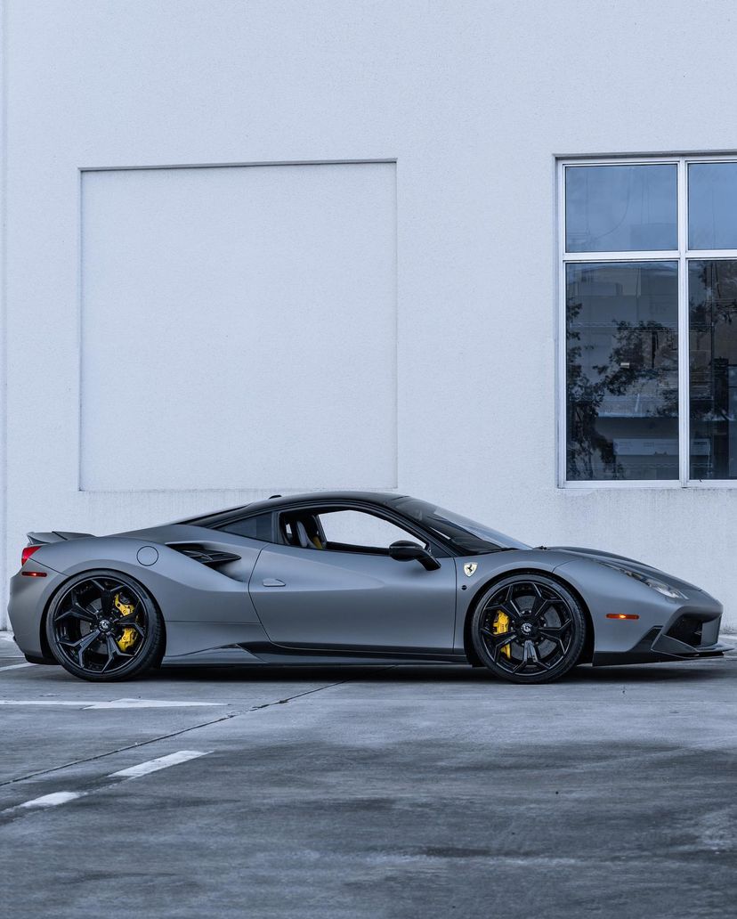 1016 INDUSTRIES FERRARI 488 Carbon Fibre Side Skirts