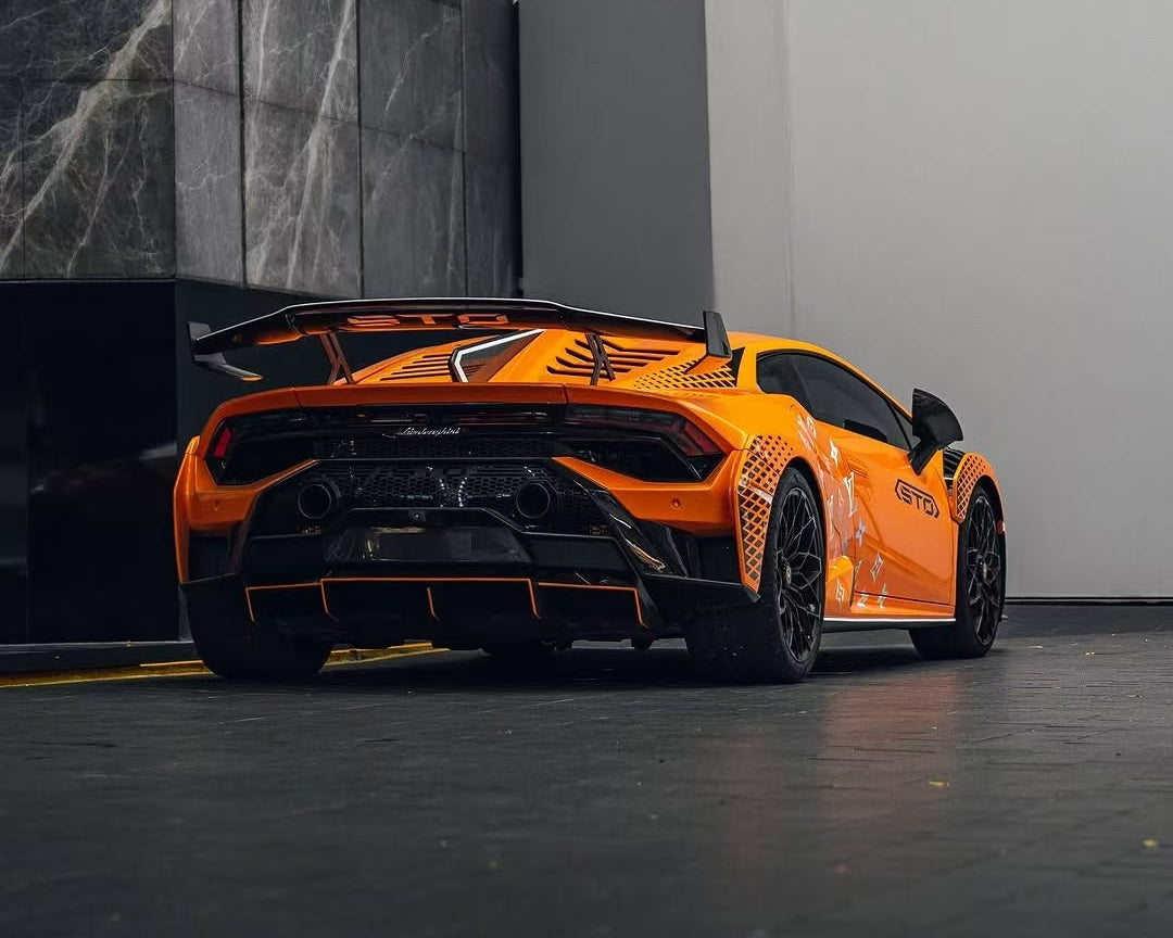 KP Lamborghini Huracan Pre Preg Carbon Fibre STO Conversion